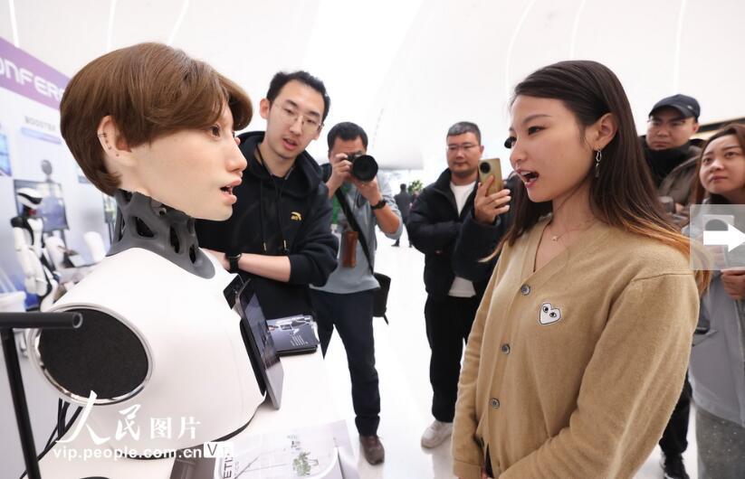 “2025 оны AI+” бага хурал бээжинд боллоо